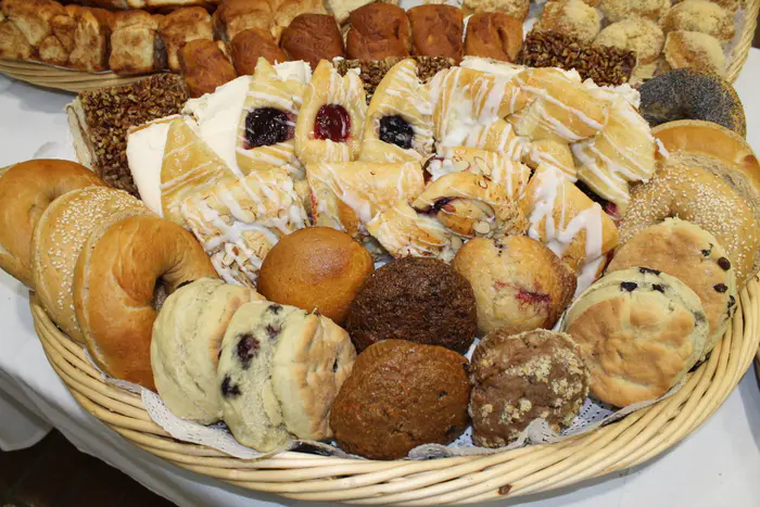 Pastry & bagel tray