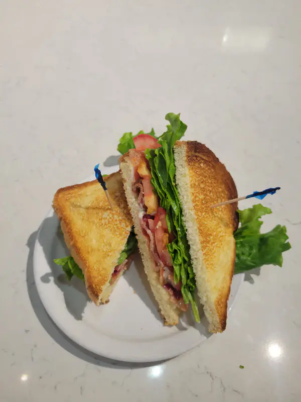 BLT